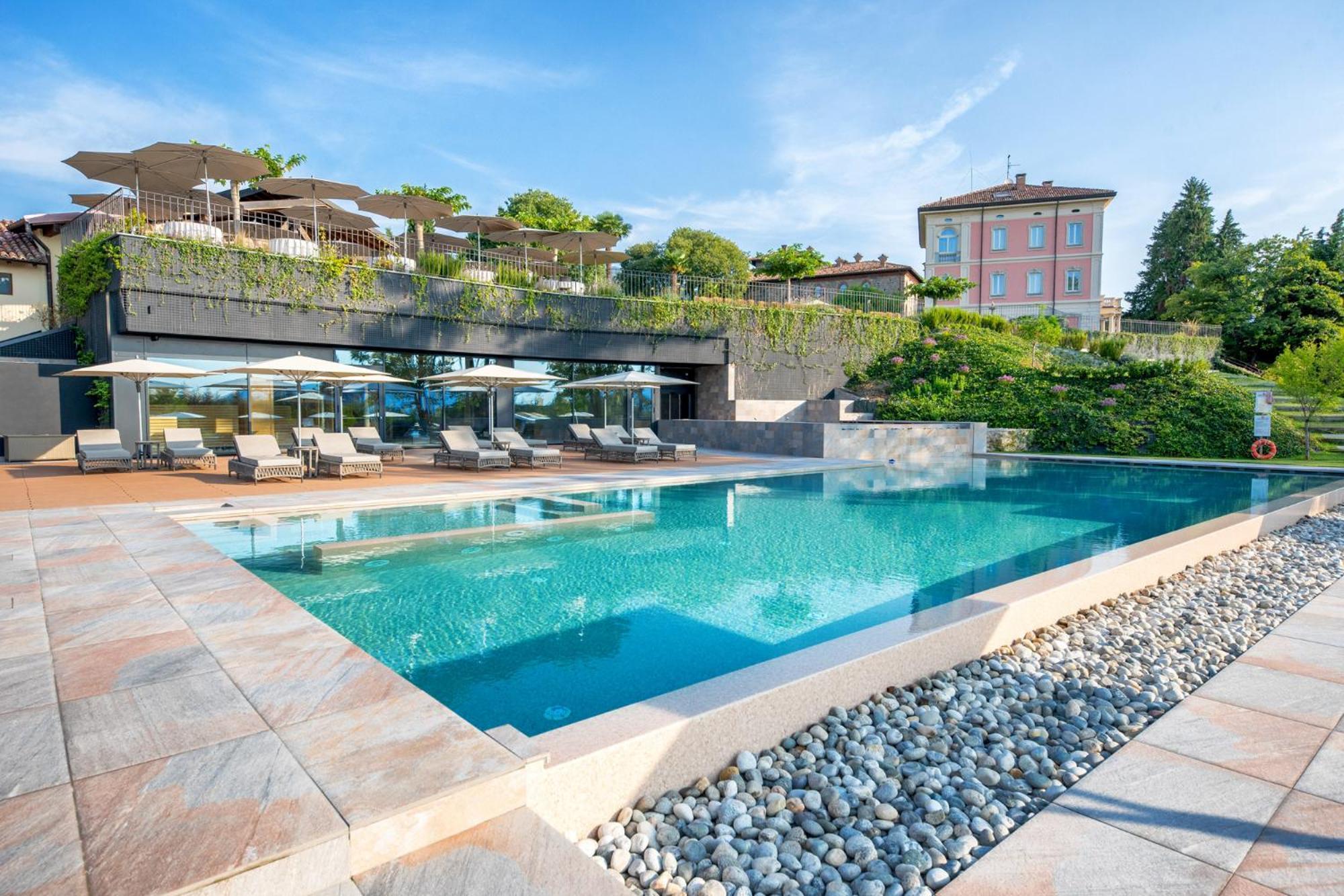 Relais & Spa Castello Di Casiglio แอร์บา ภายนอก รูปภาพ