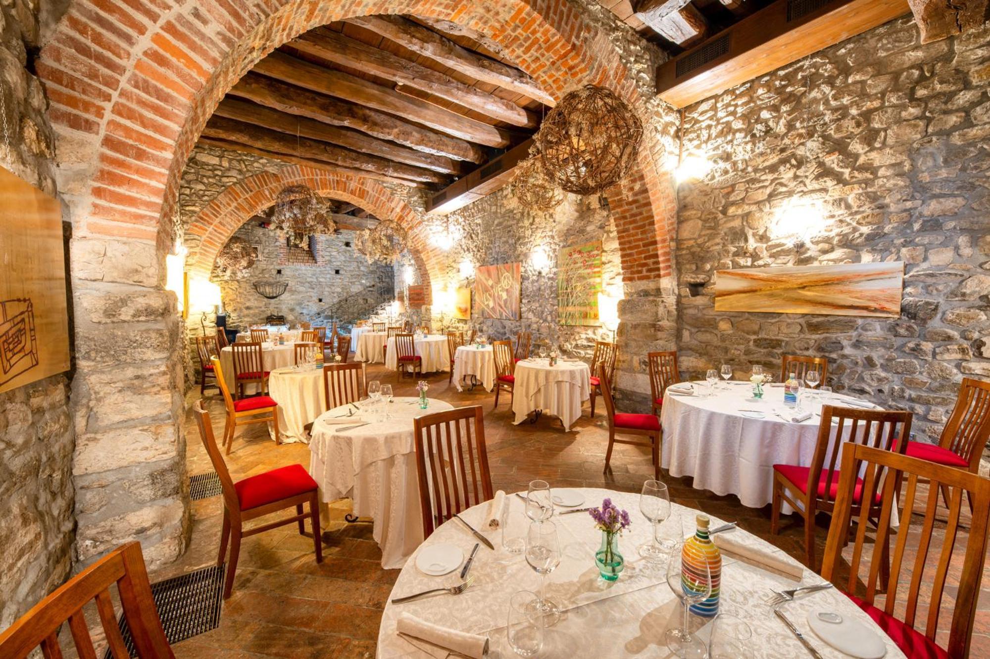 Relais & Spa Castello Di Casiglio แอร์บา ภายนอก รูปภาพ
