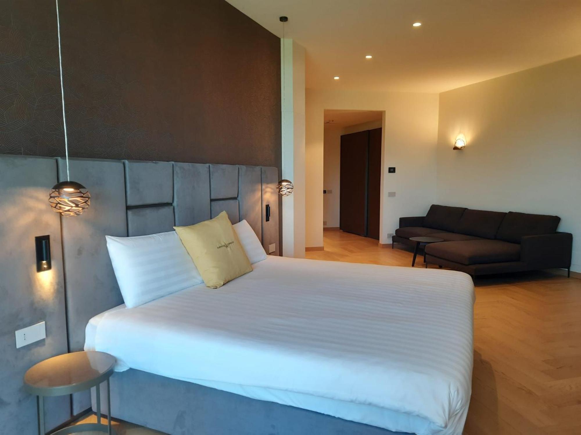 Relais & Spa Castello Di Casiglio แอร์บา ภายนอก รูปภาพ