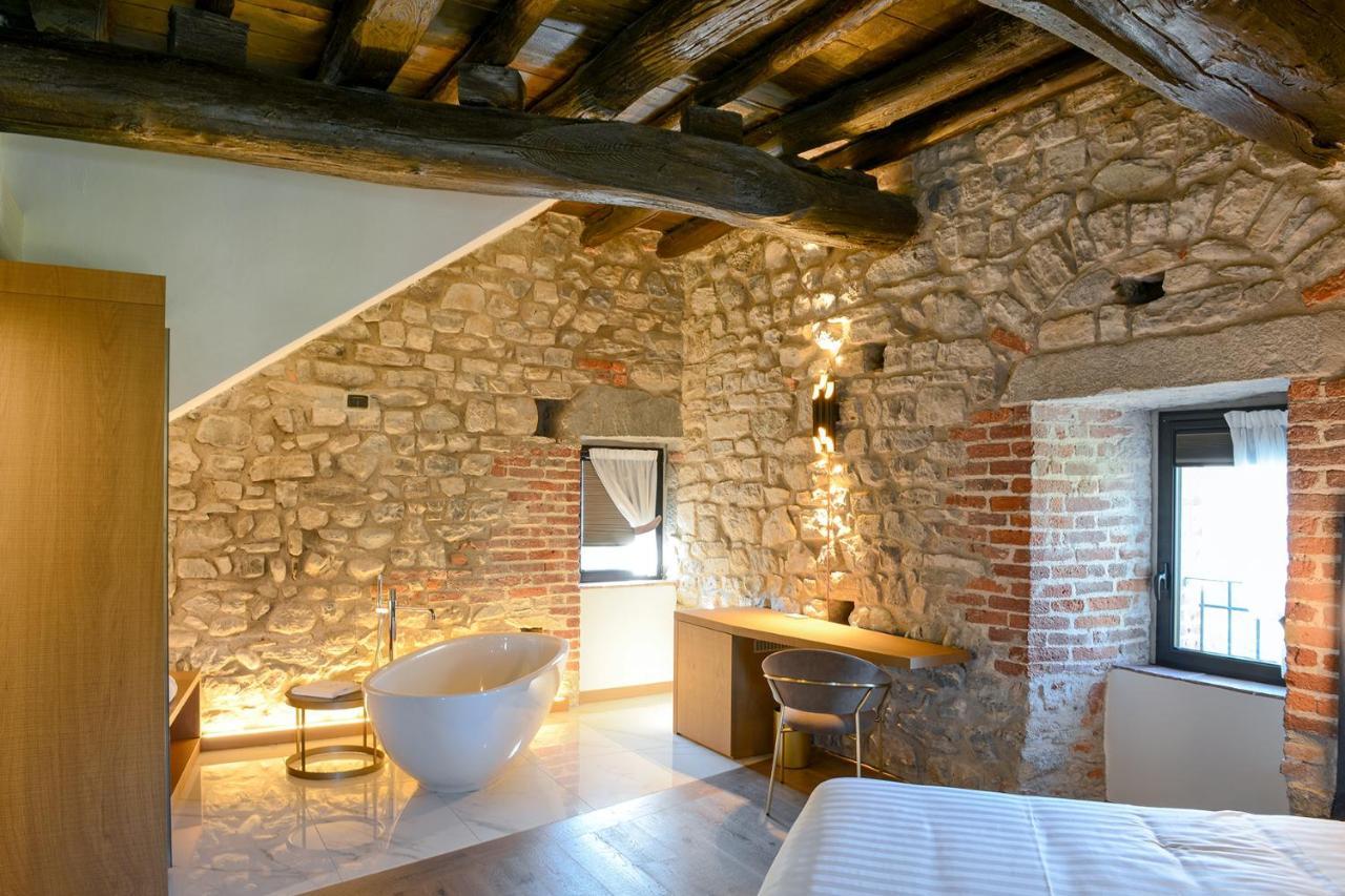 Relais & Spa Castello Di Casiglio แอร์บา ภายนอก รูปภาพ